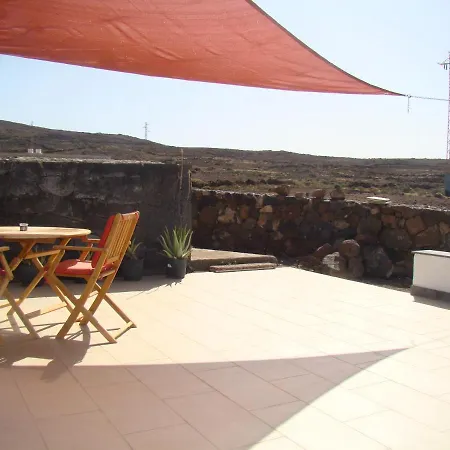 Meerblick Und Naehe Feuerberge Mit Eigenem Beheizten Pool Apartment Las Brenas