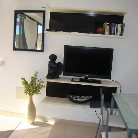 Meerblick Und Naehe Feuerberge Mit Eigenem Beheizten Pool Apartment Las Brenas