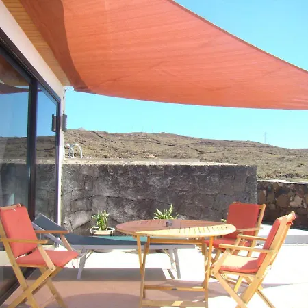 Apartment Meerblick Und Naehe Feuerberge Mit Eigenem Beheizten Pool Las Brenas